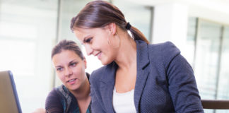 Comment écrire des tweets vendeurs et retweetés