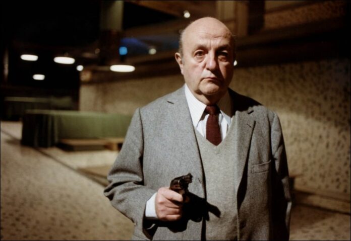 Il faut fermer sa gueule.