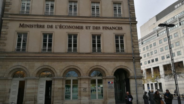 Prélèvement à la source : les meilleures citations sur les impôts