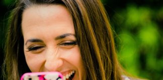 Le Français incapable de se déconnecter en vacances