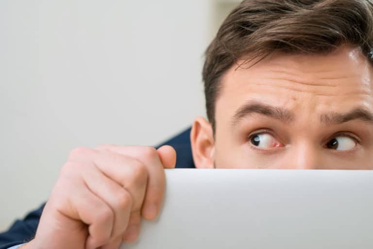 Si vous avez un chef toxique, voici comment le gérer et vous en sortir