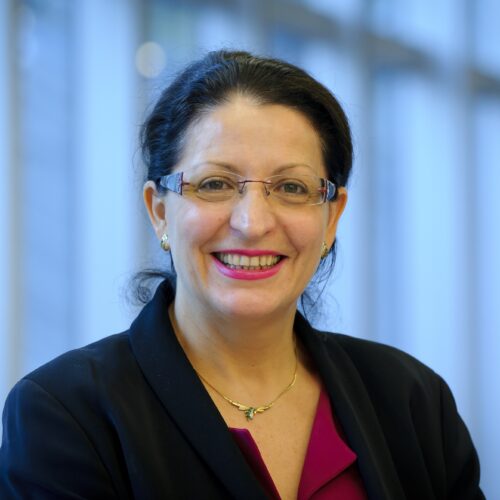 Muriel Garcia, Cadre stratégique au groupe La Poste-Direction de l'Engagement