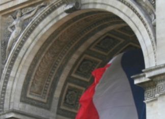 “Français, vous combattrez, parce qu’il faut que la France soit grande…” Que la France soit grande