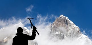 Comment vous y prendriez-vous pour grimper l’Everest ? Comment grimper l’Everest