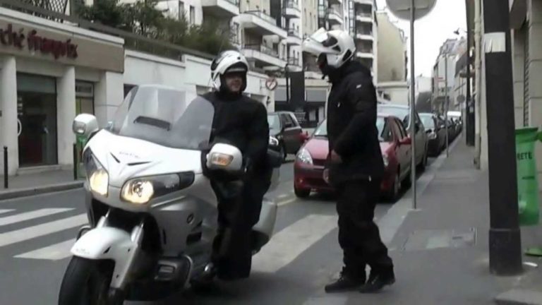 Réserver un taxi moto à Paris pour ses déplacements professionnels ?