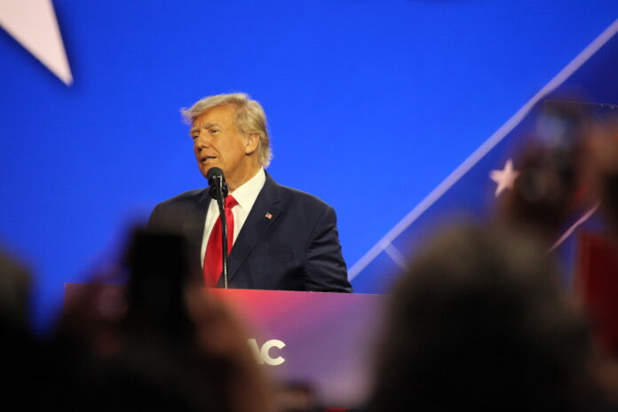 Donald Trump : ses meilleures déclarations credit Depositphotos