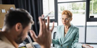 Comment gérer un conflit et en faire un levier de performances comment gérer un conflit Depositphotos_AllaSerebrina