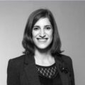 Flore Pradere, Directrice de Recherche & Prospective Bureaux de demain chez JLL