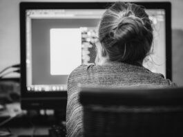 Télétravail : votre entreprise ne doit pas vous espionner  