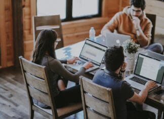 Télétravail pour renforcer les liens