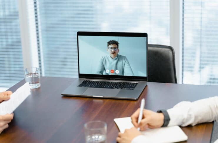 Outils en ligne pour trouver un emploi