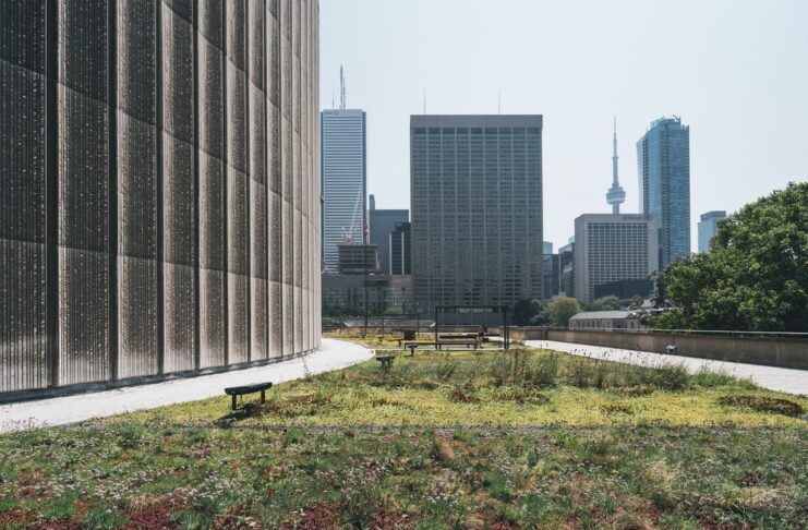 Pourquoi se former aux métiers (tertiaires) du développement durable ? Pourquoi se former aux métiers (tertiaires) du développement durable ?