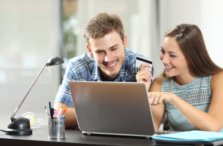 Banques en ligne : qu’est-il nécessaire que vous sachiez avant de quitter votre banque traditionnelle ? qu’est-il nécessaire que vous sachiez avant de quitter votre banque traditionnelle ?