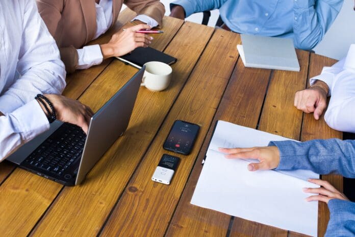 Parlez au monde entier