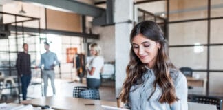 Concevoir une start-up fintech pour l’international : défis et opportunités Une start-up fintech pour l’international CreditPhoto Depositphotos