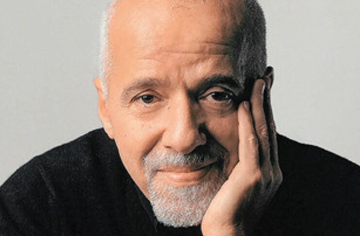 Paulo Coelho, ses citations et sa « légende personnelle » credit, photo https://restaurars.altervista.org/sei-tu-la-bellissima-poesia-di-paulo-coelho/