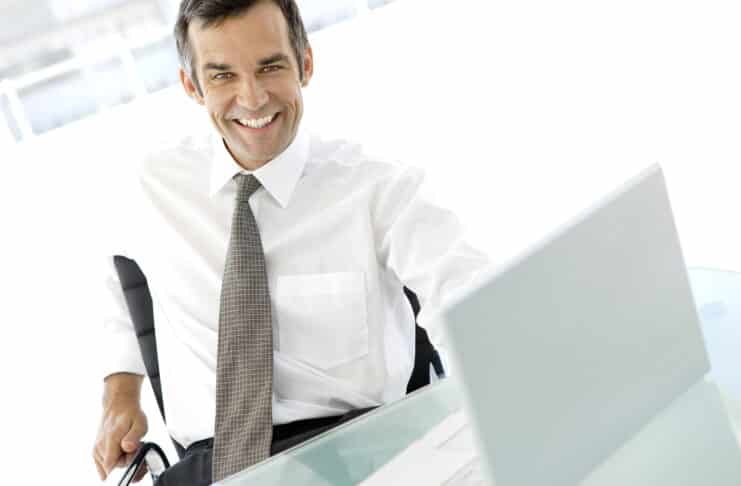 Comment le directeur financier intelligent réussit dans un paysage complexe le directeur financier intelligent CrediPhoto Depositphotos