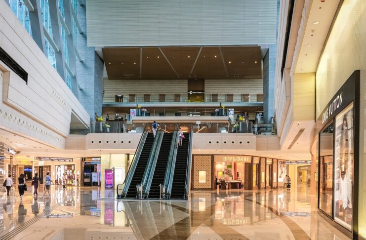 Les centres commerciaux français, futurs poles de loisirs Les centres commerciaux français, futurs poles de loisirs