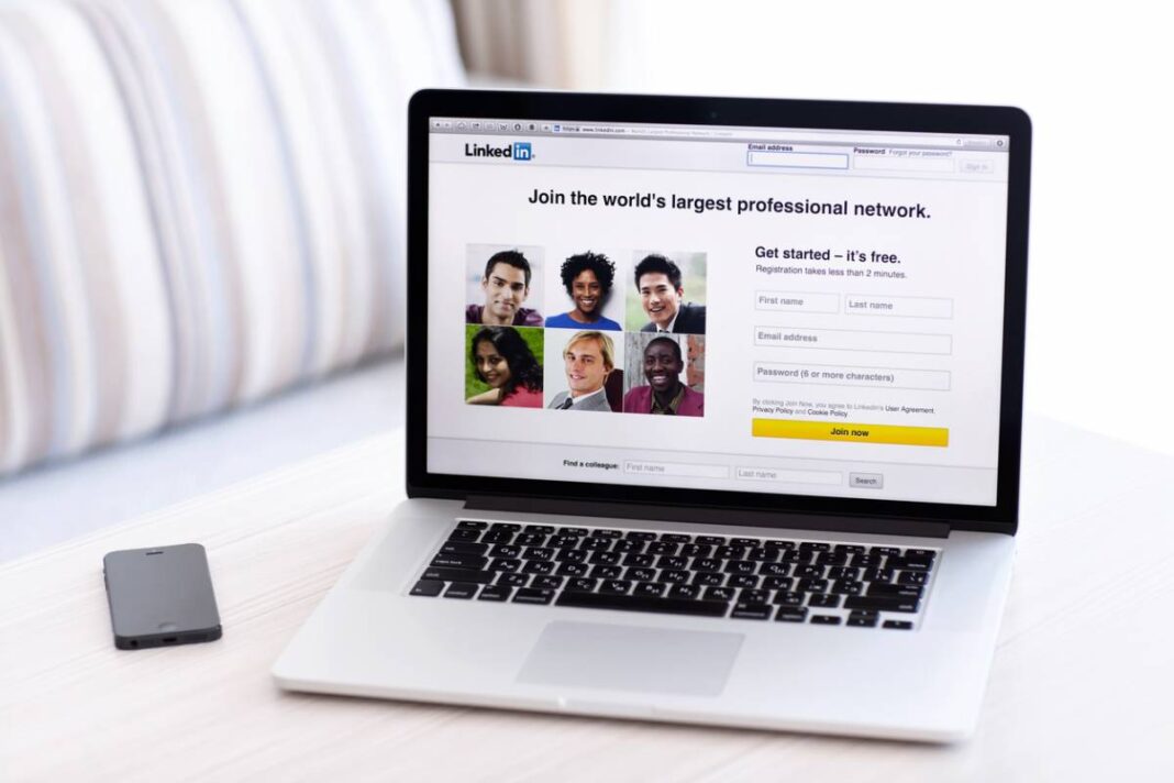 Quels outils pour prospecter efficacement sur LinkedIn ?