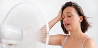 Travailler en épisodes caniculaires : comment réconcilier confort des salariés, performance industrielle et impact climatique Travailler en épisodes caniculaires CreditPhoto Depositphotos