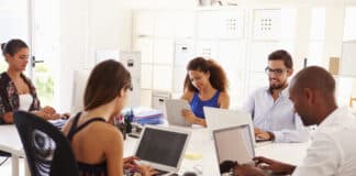 Boss, raconte-moi une belle histoire CreditPhoto Depositphotos