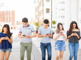 Génération Z au travail, 5 conseils pour les recruter et les fidéliser Depositphotos