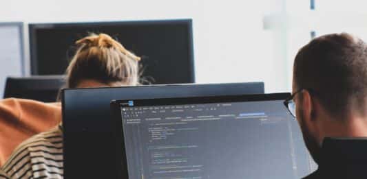 Syndrome de l'imposteur en cybersécurité Crédit Photo Sigmund on Unsplash