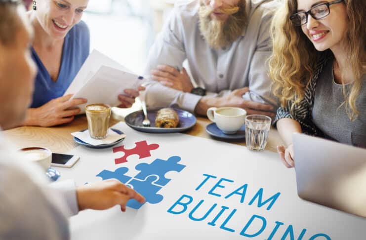 3 règles d’or pour réussir un team building 3 règles d'or pour réussir un team building crédit Depositphotos