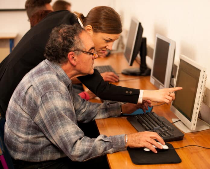 L’Intergénérationnel, crédit Depositphotos