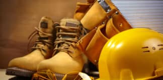 Les chaussures de sécurité, vecteurs de protection et de performance Les chaussures de sécurité, vecteurs de protection et de performance credit Depositphotos