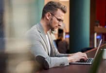 Avant de vous lancer à votre compte, réglez bien ces 5 points credit Depositphotos