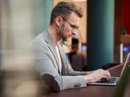 Se lancer à son compte, 5 points à régler avantcredit Depositphotos