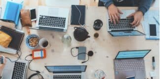 De la passion à la rentabilité : les clés pour réussir dans l’entrepreneuriat De la passion à la rentabilité : les clés pour réussir dans l'entrepreneuriat