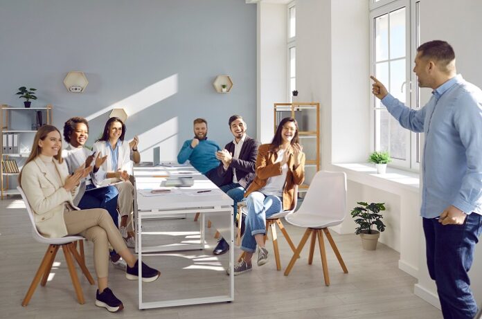 Quels sont les clés pour améliorer les performances commerciales d’une PME ?