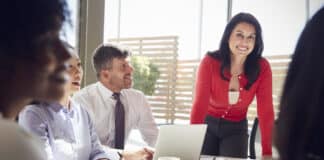 Femmes cadres, c’est le moment de bouger credit depositphotos MonkeybusinessA