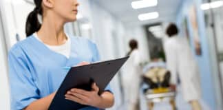 Professionnels de la santé credit Depositphotos AllaSerebrina