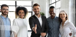 Adecco à vos côtés lors de 4 lives pour répondre à vos enjeux RH Adecco à vos côtés