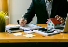 Mandataire immobilier : travailler en indépendant ou faire partie d'un réseau ?