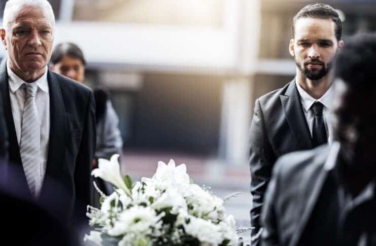 Business de la mort credit Depositphotos_Peopleimages.com