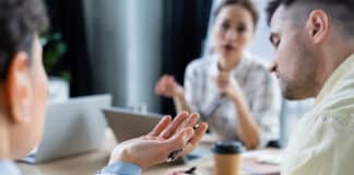 racheter une filiale d'une groupe credit Depositphotos_HayDmitriy