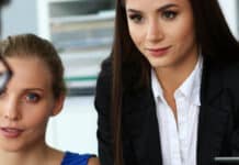 transparence et salaires credit Depositphotos_marketing.lasers