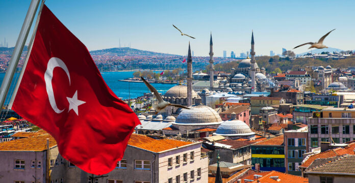 L'entrepreneuriat à l'étranger : focus sur les perspectives en Turquie Depositphotos_seqoya-scaled.jpg