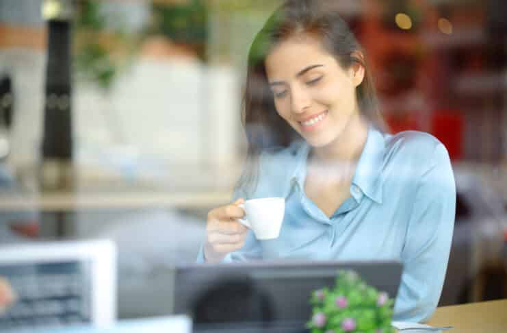 Réduire la pression fiscale des prestataires de services indépendants, une nécessité pour la santé économique Reduire la pression fiscale des prestataires independants Depositphotos_PheelingsMedia