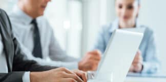 Le SIRH, le couteau suisse des RH SIRH le couteau suiisse des RH Depositphotos_8stpckasso