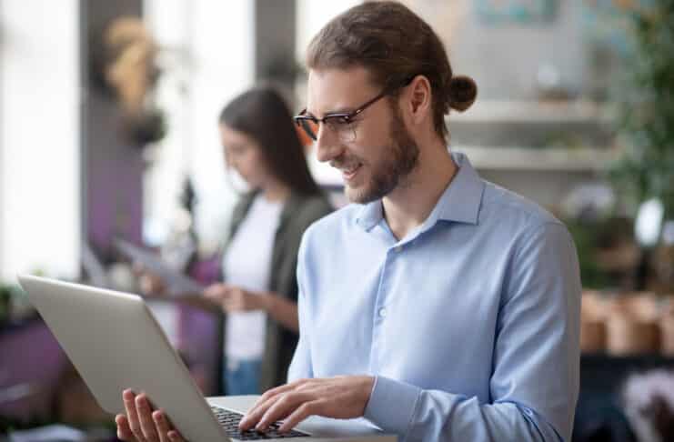 Les offices managers Depositphotos_Dmyrto_Z