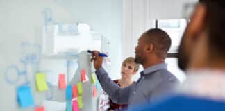 Relation startup-grand groupe Depositphotos_juillet514