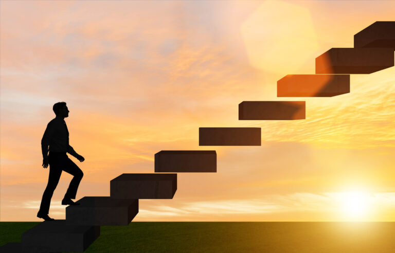 Gravir les échelons sans se prendre la tête Depositphotos_elnur