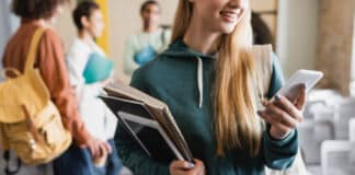 Génération Z la révolte silencieuse Depositphotos_HayDmitriy