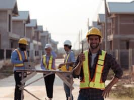 travailleurs temporaires dans le secteur de la construction