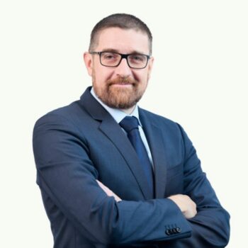 Emmanuel Poidevin, entrepreneur et dirigeant français, fondateur et directeur général d’APROVALL, spécialisée en gestion de la conformité des tiers et l’accompagnement des entreprises dans leurs démarches RSE